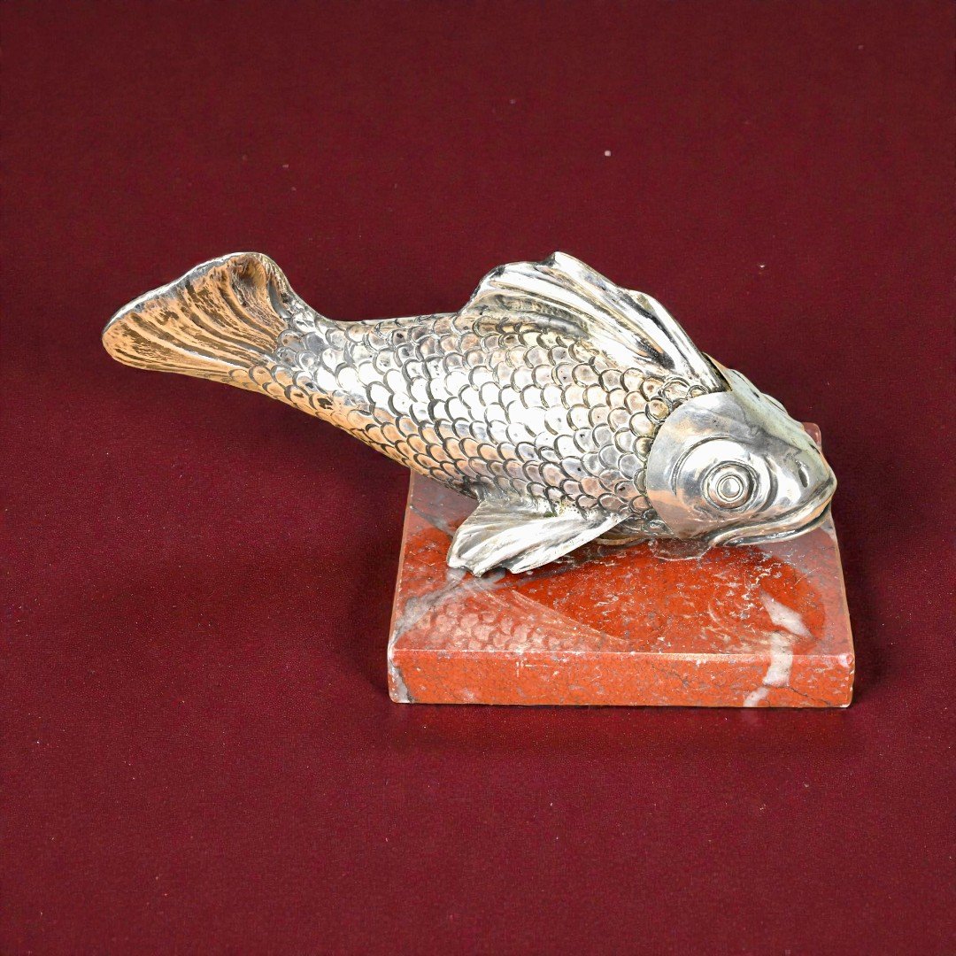 Pesce in Argento su Base in Marmo Rosso - XX Secolo-photo-4